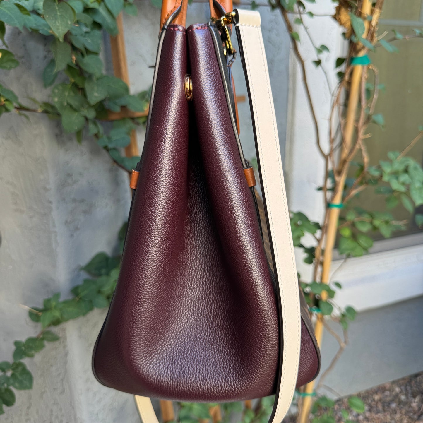 Louis Vuitton Fold Tote MM