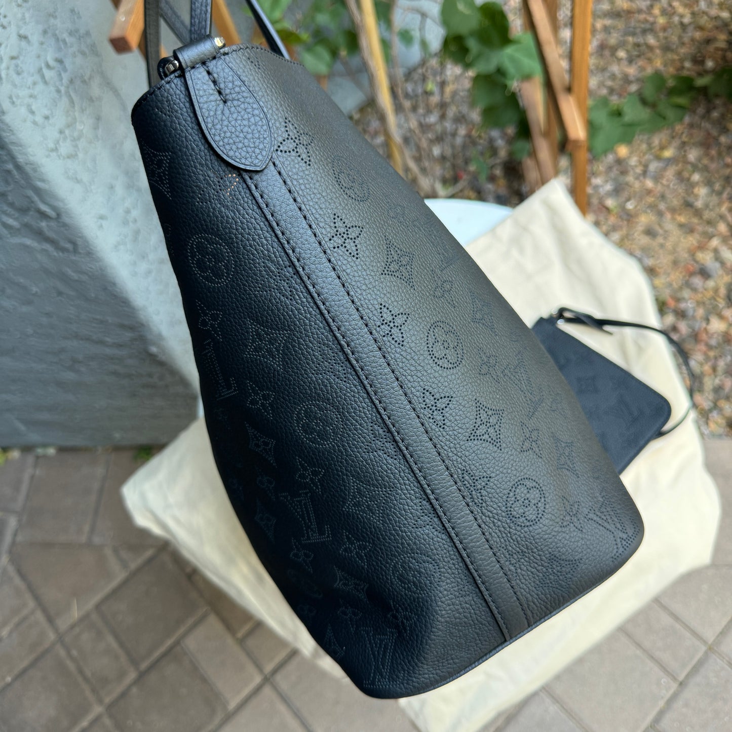 Louis Vuitton Blossom MM Mahina Leather Tote