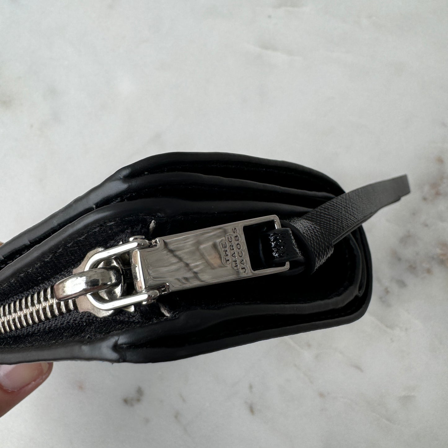 Marc Jacobs x Peanuts Snoopy Collaboration Snapshot Zipper Folding Wallet