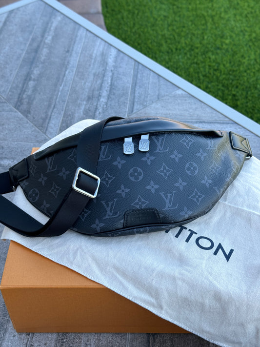 Louis Vuitton Discovery Bumbag PM