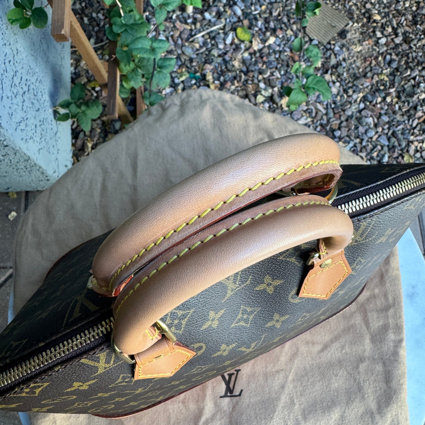 Louis Vuitton Vintage Monogram Alma PM