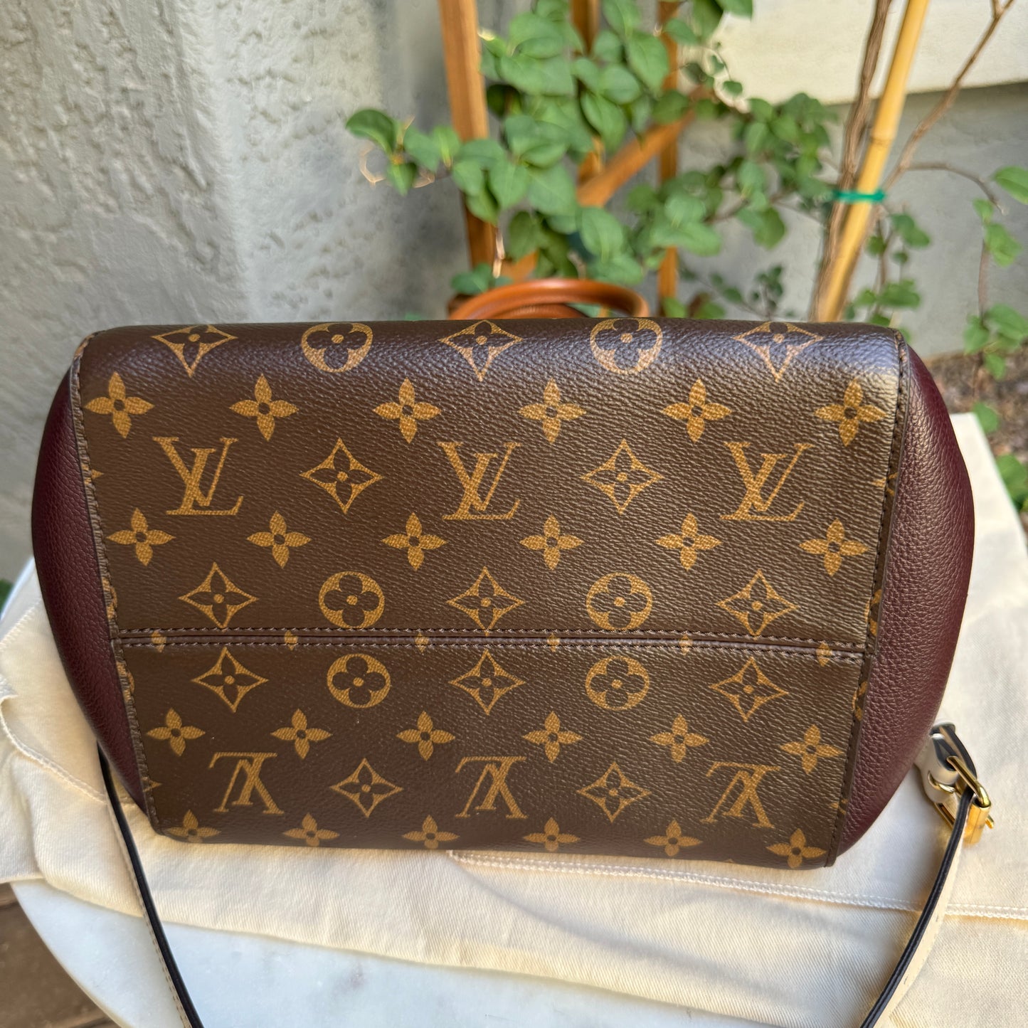 Louis Vuitton Fold Tote MM