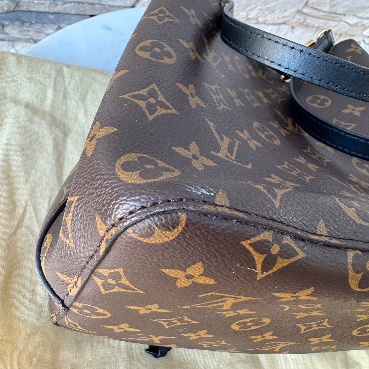 Louis Vuitton Monogram Neonoe MM