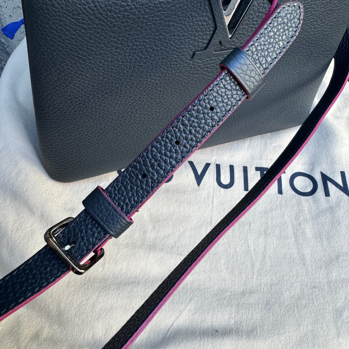 Louis Vuitton Taurillon Capucines PM Cobalt Fuchsia