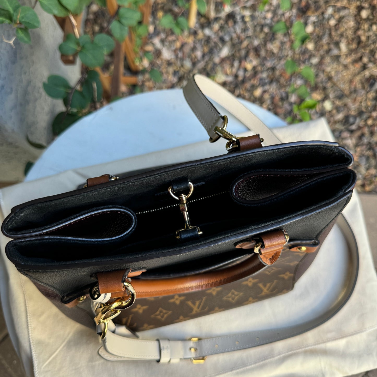 Louis Vuitton Fold Tote MM