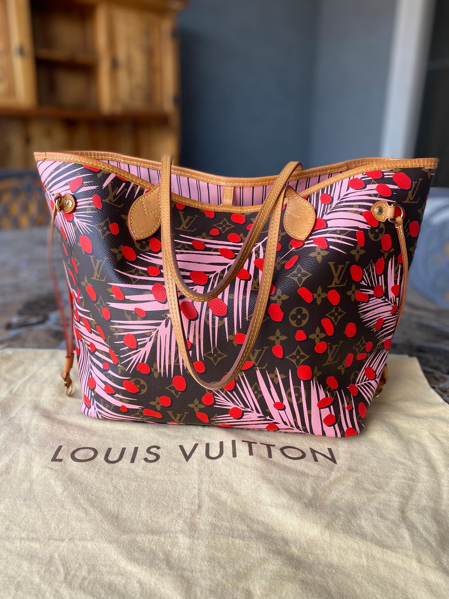 Louis Vuitton Neverfull MM Jungle Dots Tote