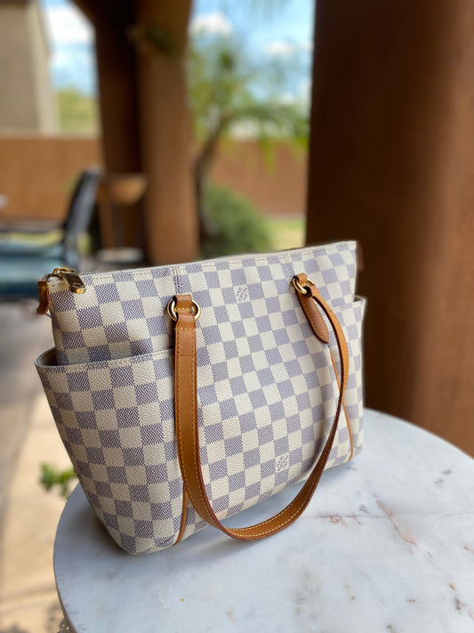 Louis Vuitton Damier Azur Totally PM